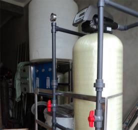 8噸單閥單罐軟化水設備